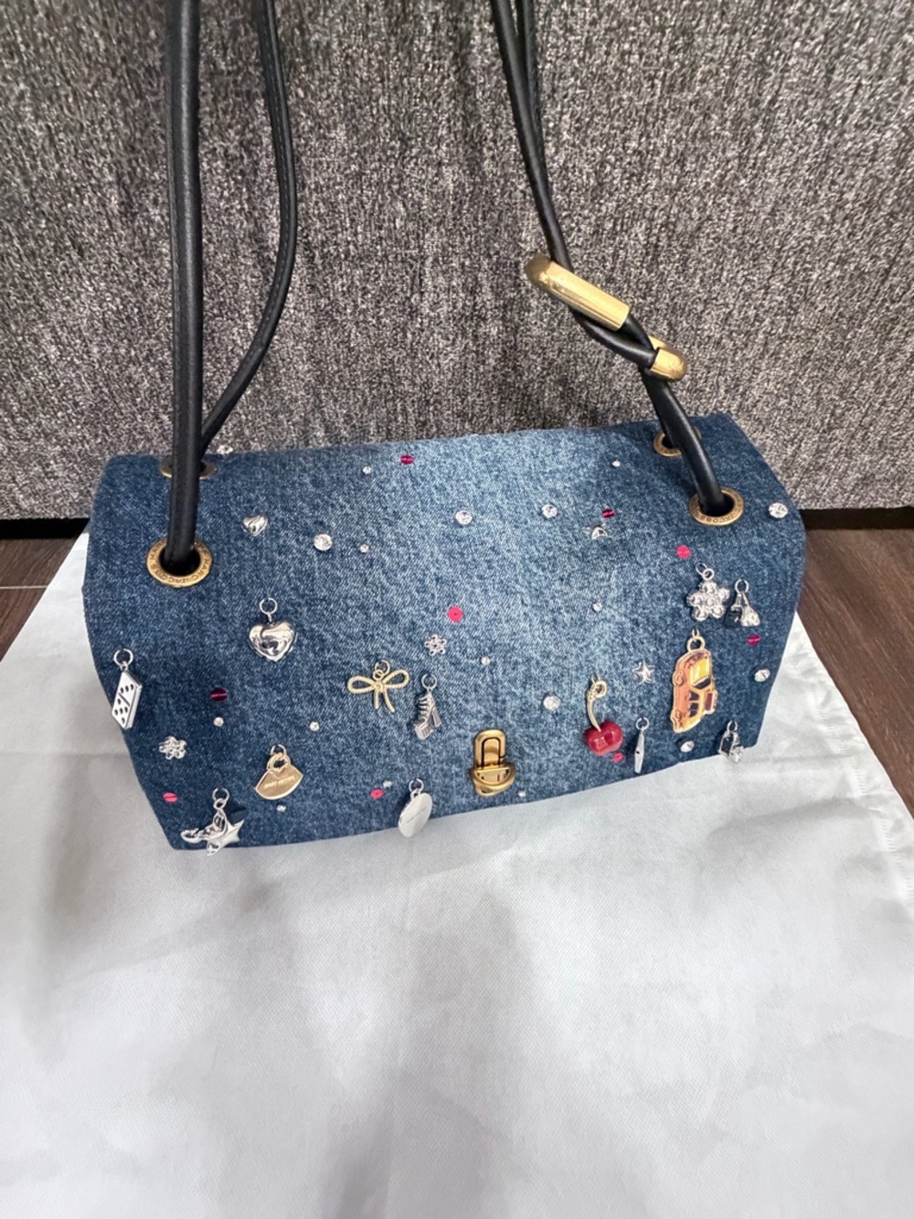 Marc Jacobs Denim Charm Bucket Bag - Blue - Picture 4 of 7